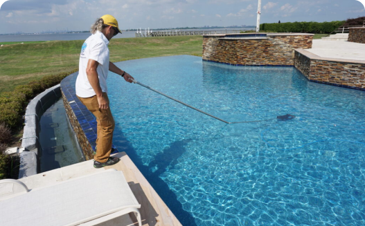 The VacDaddy - Portable Pool Vacuum for Pool Pros